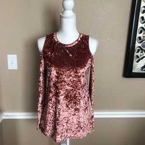 Cold shoulder crushed velvet top